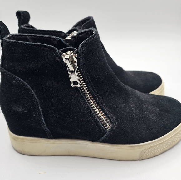 Steve Madden Black Suede Wedgie Platform Ankle Sneakers - Picture 7 of 13